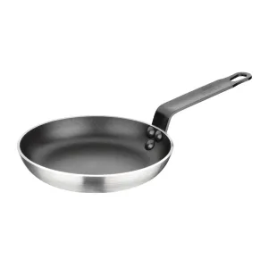 DG164 Nisbets Essentials Non-Stick Teflon Frying Pan 200mm