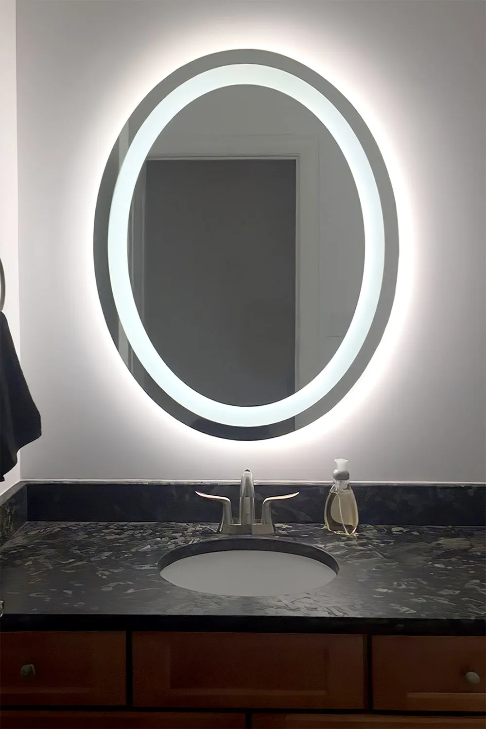 LED Mirror (Front-Lighted Oval) 30" x 36"